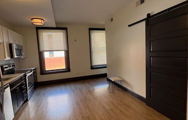 Flatiron Apts. (1722 St. Mary&#39;s Ave.)