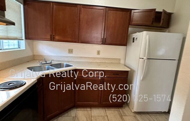 2 beds, 1 bath, 900 sqft, $1,150, Unit 3005