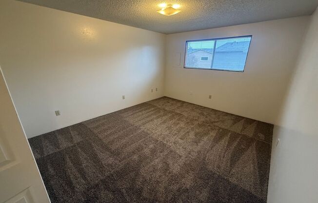 2 beds, 1 bath, 954 sqft, $1,425, Unit 17