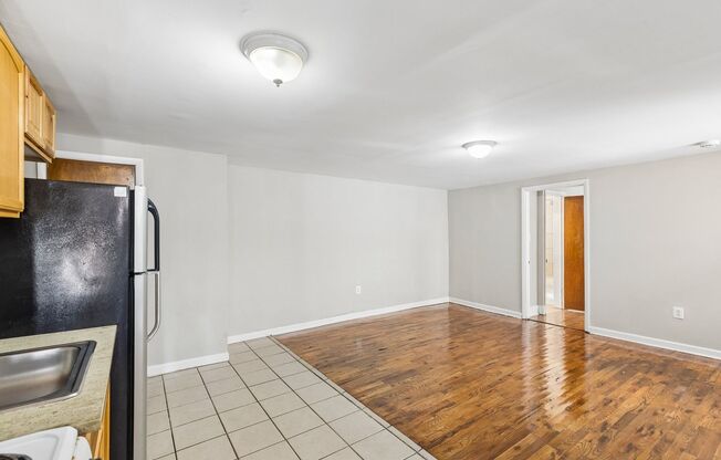 1 bed, 1 bath, 550 sqft, $1,090, Unit A5
