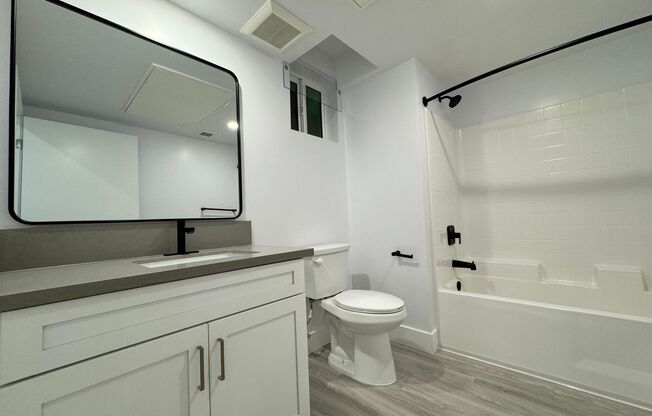 1 bed, 1 bath, 605 sqft, $2,215, Unit 307