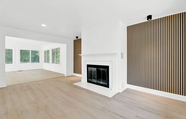 2BD-1BTH HOME | NEWLY RENOVATED | WEST BLOOMFIELD, MI