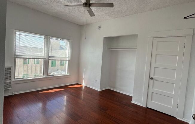 310 S Alvarado