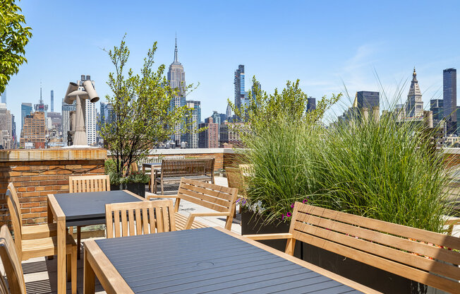 Studio, 1 bath, $4,800, Unit 6J