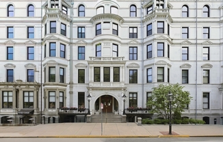 160 Commonwealth Ave