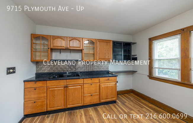 9715 PLYMOUTH AVE