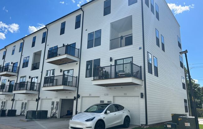 3 Bed | 3 Bath New Construction Downtown Raleigh Condo