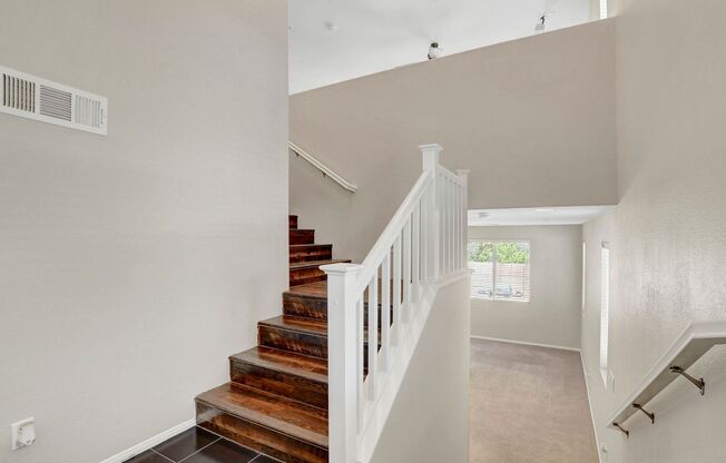 3 Bedroom Split Level Home in Centennial Hills
