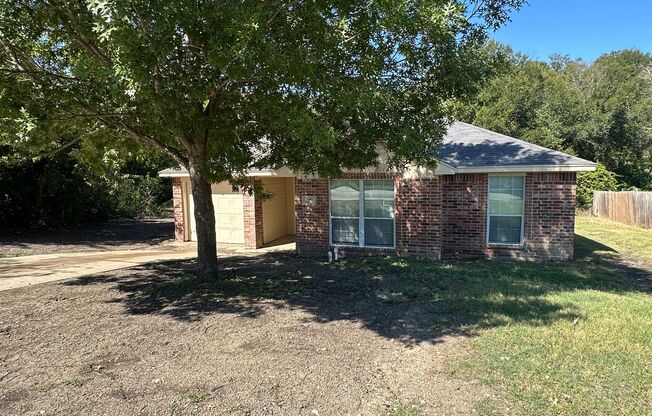 Spacious 4-Bedroom, 2-Bathroom Home for Rent in Dallas