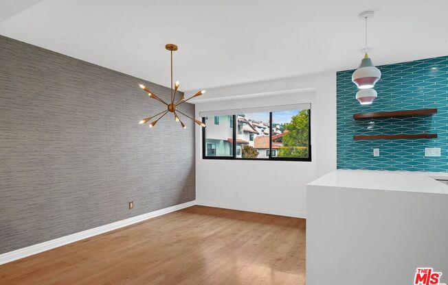 1569 MICHAEL LN