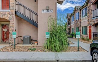 3 beds, 2 baths, $2,395, Unit #201