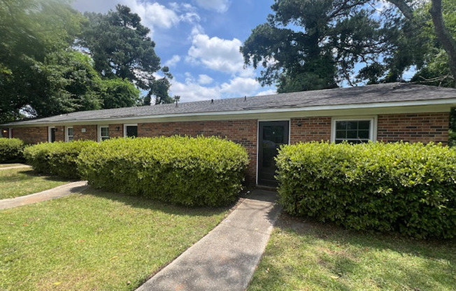 6421-D Applecross Ave ~ Southwood