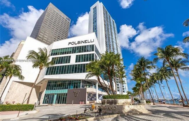 3 beds, 2 baths, 1,792 sqft, $7,500, Unit 335 S Biscayne # 2309