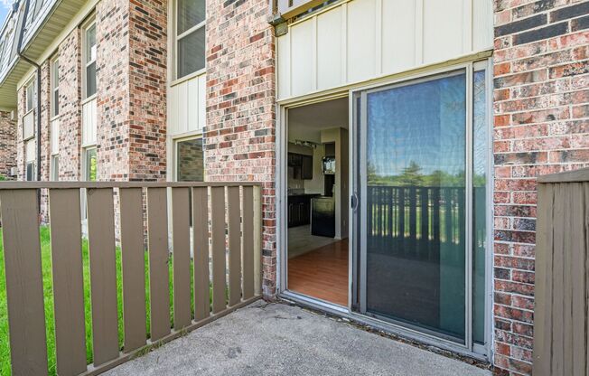 1 bed, 1 bath, 725 sqft, $1,200