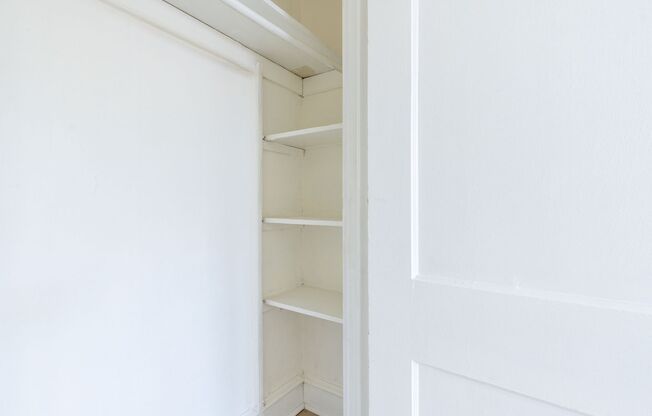 Studio, 1 bath, 375 sqft, $1,050, Unit C7