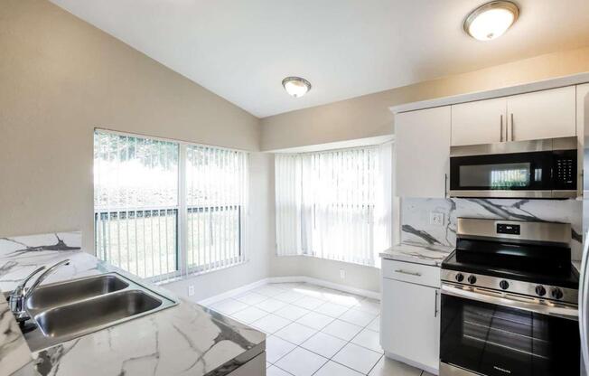 211 NW 187 AVE