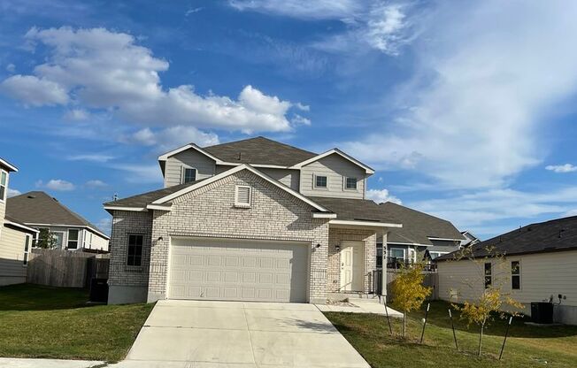 5 Bedroom House in Cibolo