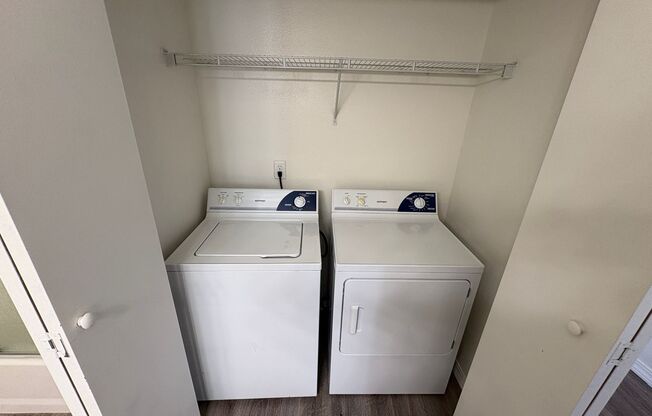 2 beds, 2 baths, 1,018 sqft, $1,550, Unit 354-2013