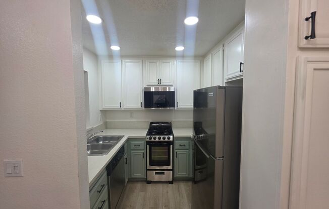 Lower: 2 Bedroom 2 Bath