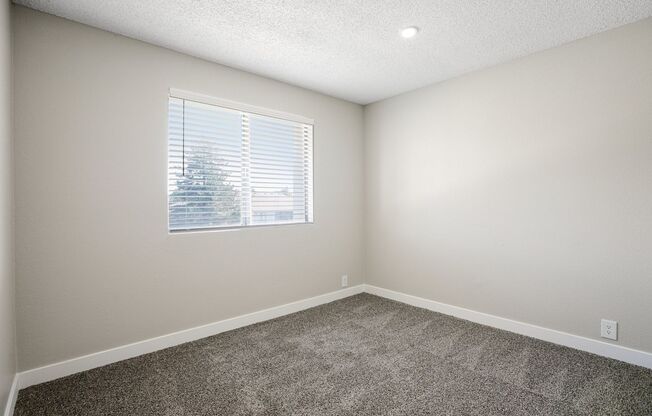 3 beds, 2 baths, 1,258 sqft, $1,813, Unit 24L