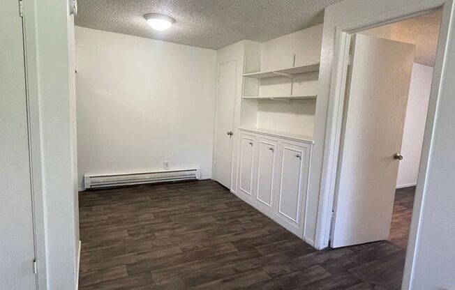 1 bed, 1 bath, 620 sqft, $1,125, Unit 13