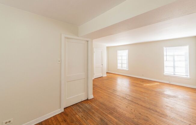 UNIVERSITY PARK APARTMENTS