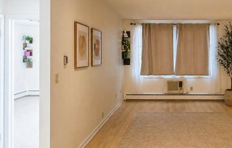 2025 E Greenwich Ave Unit #5