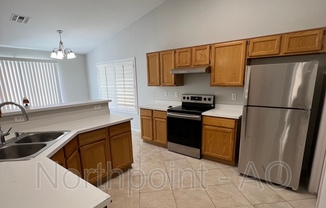 6709 N 77 DR
