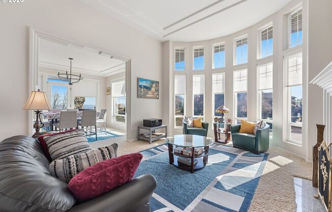 Stunning 5-Bedroom Bull Mountain Estate with Dual Living, Chef's Kitchen & 4-Car Garage