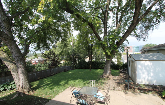 3 beds, 2 baths, $1,825