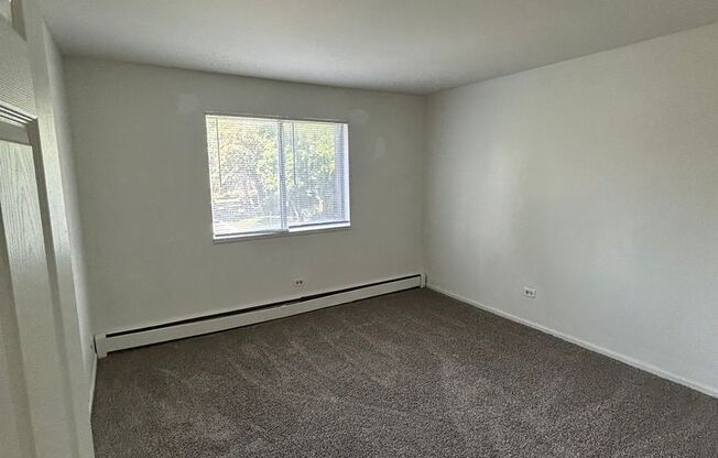 2282 West Nichols