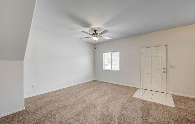 3 beds, 2 baths, $1,650, Unit # 136