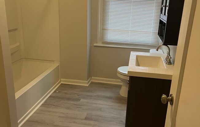 2 beds, 2 baths, 1,780 sqft, $1,800, Unit 701