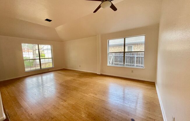 Cedar Park 3 Bed / 2.5 Bath Single Story