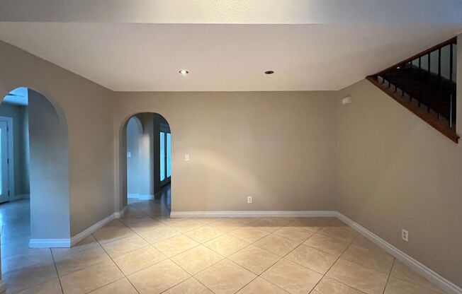 3 bedroom upgraded Green Valley Home with Pool!