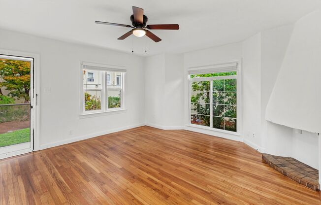 1500 Floribunda Avenue (967r)