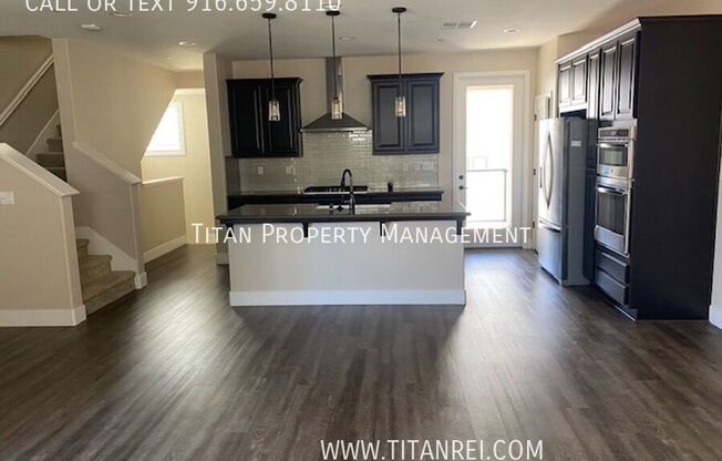 1023 VANILLA BEAN LN