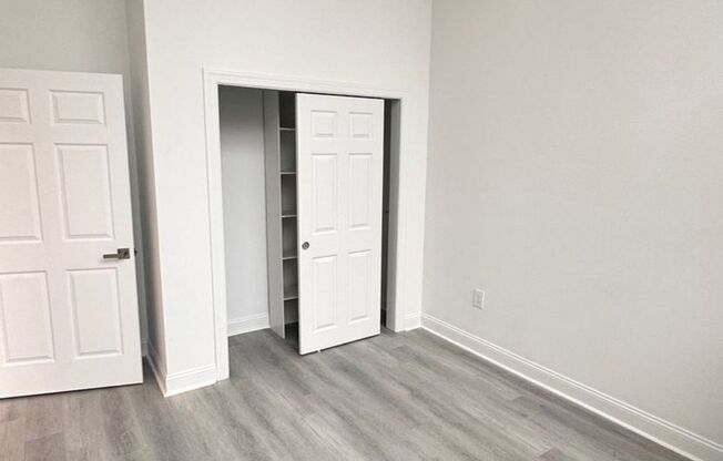 3 beds, 2 baths, 1,292 sqft, $2,045, Unit Unit 302 (Loft)