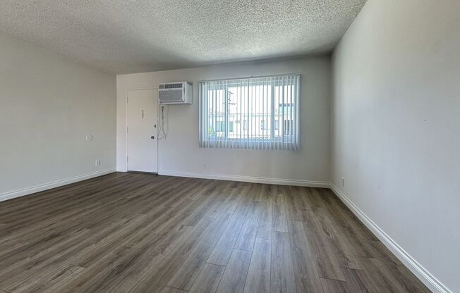 JRD - Jordan Ave Apartments