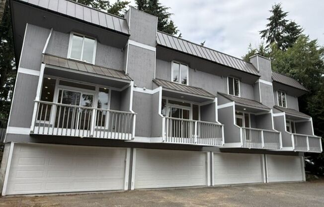 7900 Edmonds 4-Plex