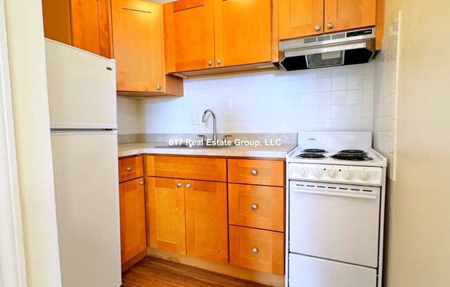172 North Beacon St. 2S