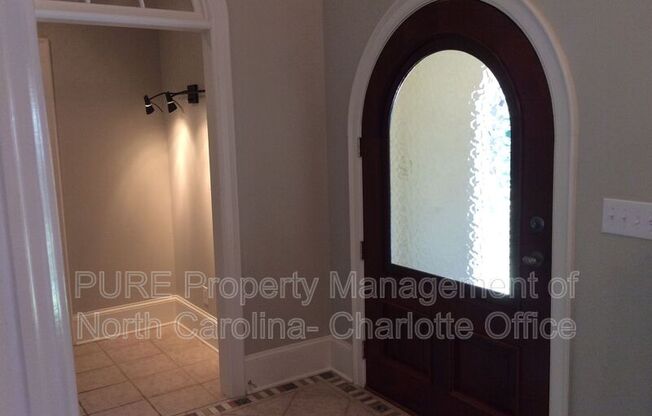 236 TOWILL PL