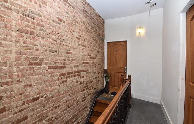 527 W 141 ST