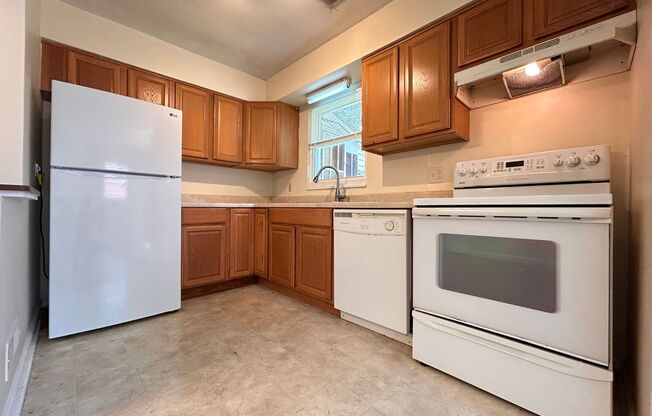 3549 Seay Ave - Gold