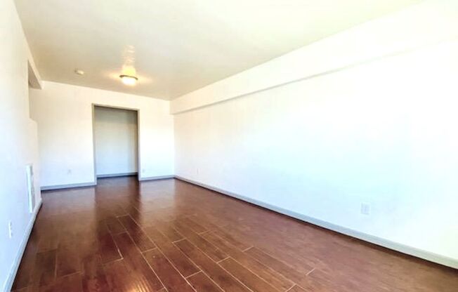 1 bed, 1 bath, 625 sqft, $1,549, Unit 28