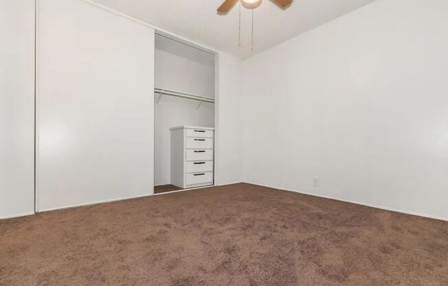 Studio, 1 bath, 410 sqft, $815, Unit 1-68