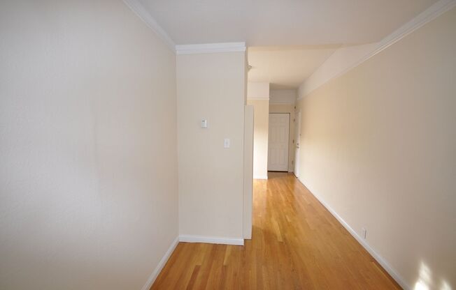 Studio, 1 bath, $1,895, Unit 3