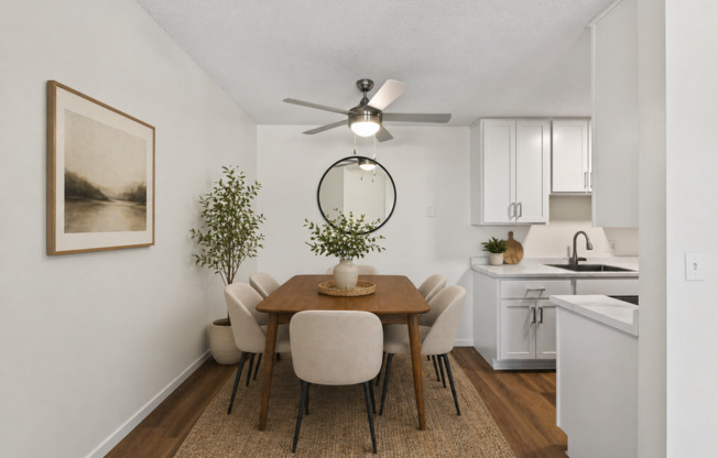 2 beds, 1 bath, 864 sqft, $1,495, Unit 203 - 2400