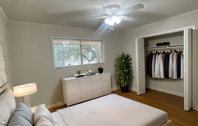 1 bed, 1 bath, 720 sqft, $1,229, Unit BOU-210