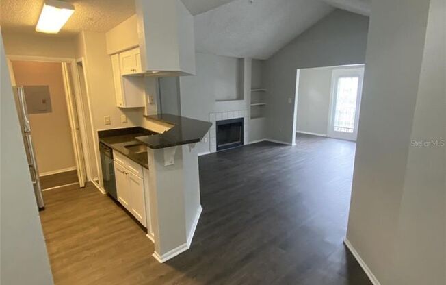 2 beds, 1 bath, $1,500